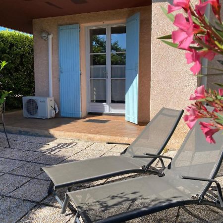 T2 Classe 2* Calme Au Coeur Du Village Provencale Gréoux-les-Bains Екстериор снимка