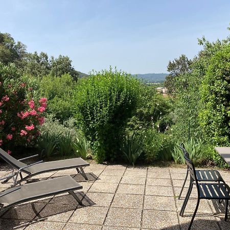 T2 Classe 2* Calme Au Coeur Du Village Provencale Gréoux-les-Bains Екстериор снимка